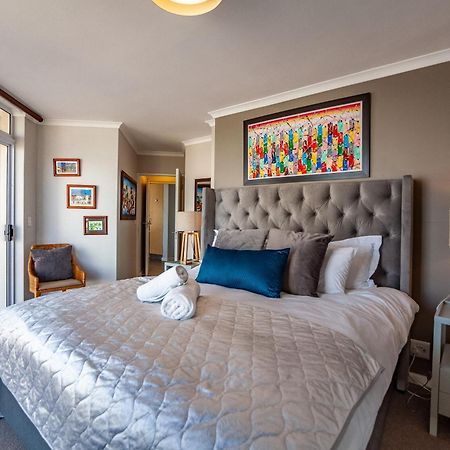 Luxury Ocean View Beachfront 2 Bed Apartment -206 The Waves, Blouberg, Cape Town Bloubergstrand Exteriör bild