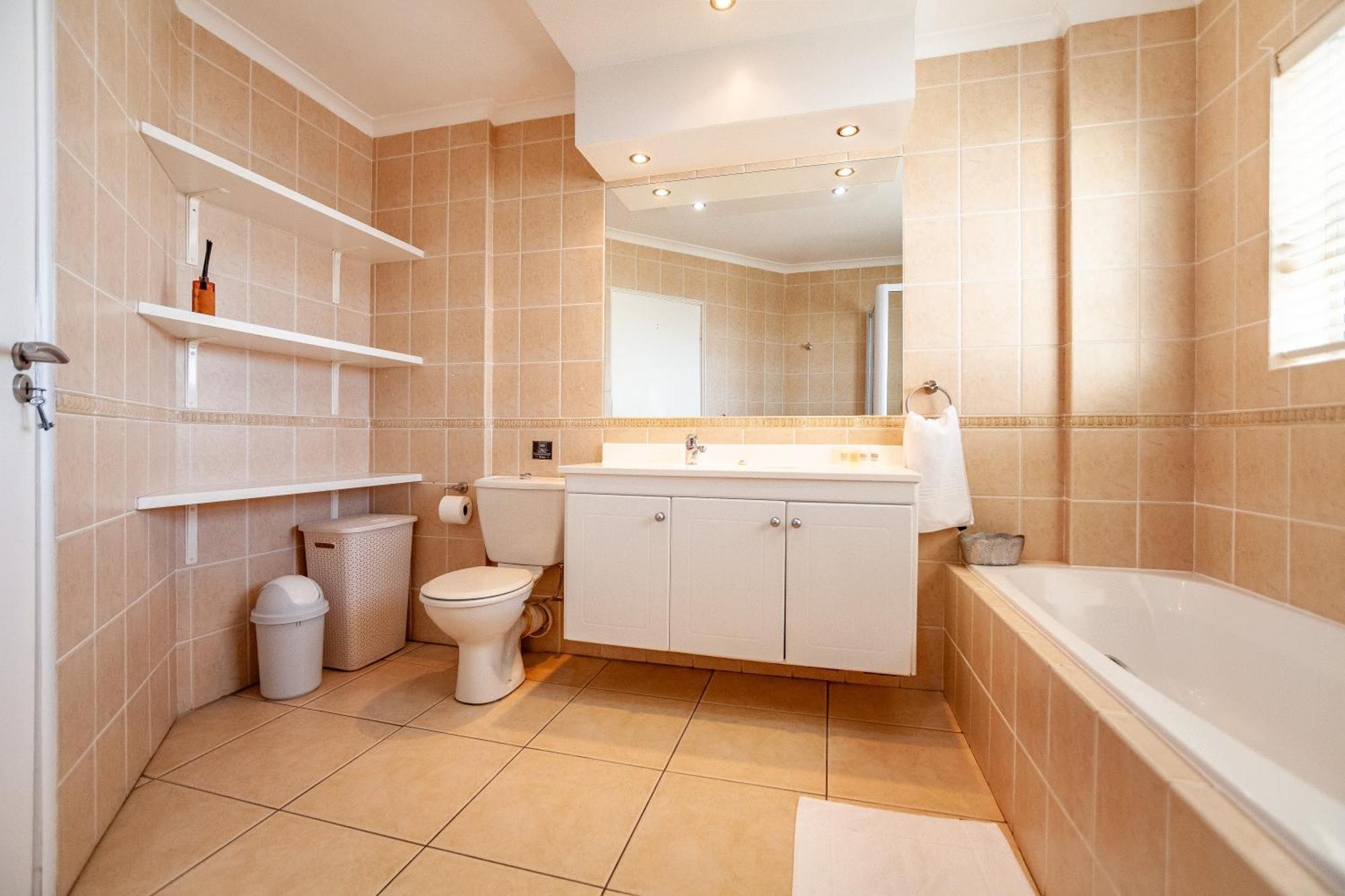 Luxury Ocean View Beachfront 2 Bed Apartment -206 The Waves, Blouberg, Cape Town Bloubergstrand Exteriör bild