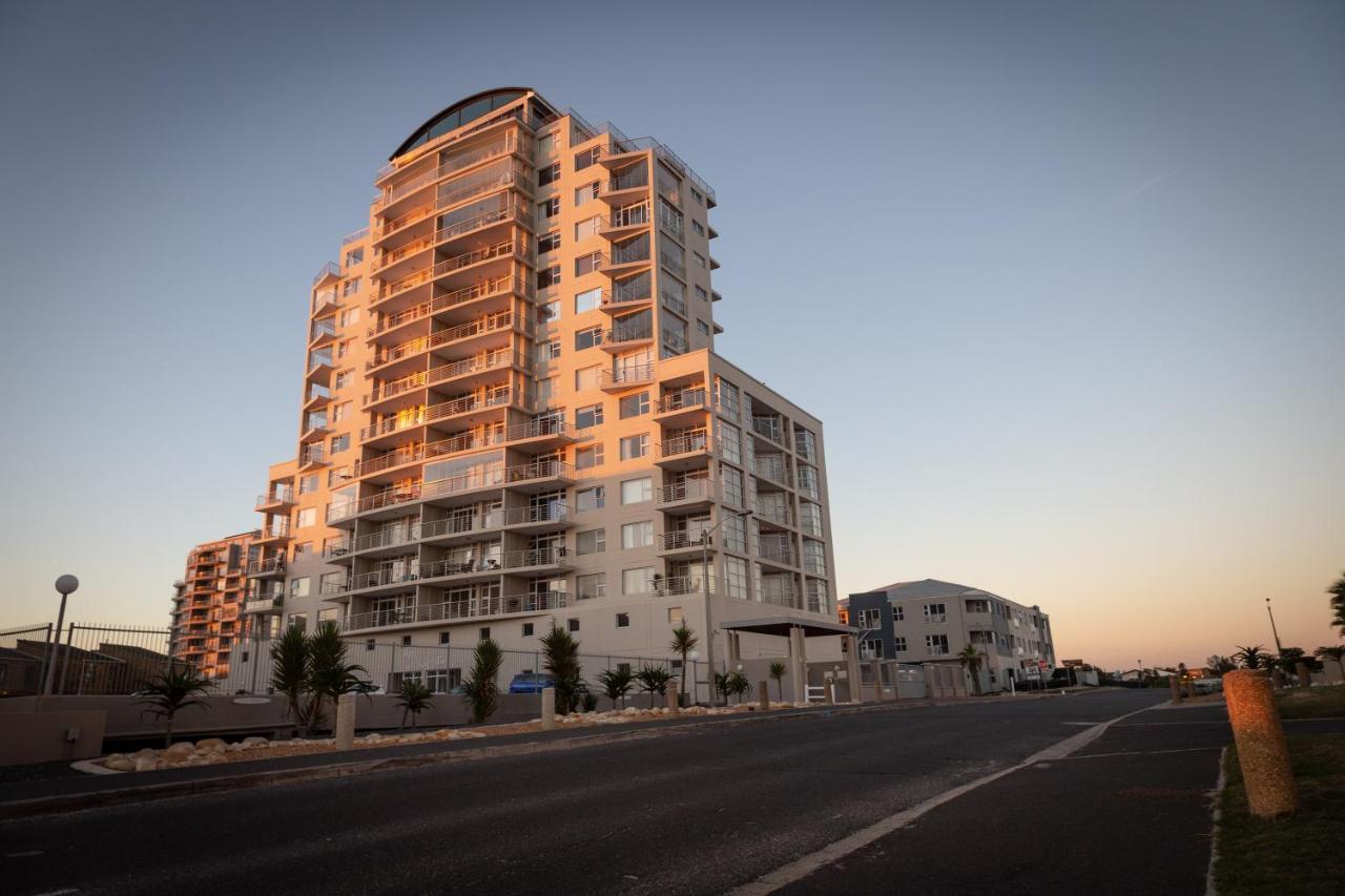 Luxury Ocean View Beachfront 2 Bed Apartment -206 The Waves, Blouberg, Cape Town Bloubergstrand Exteriör bild